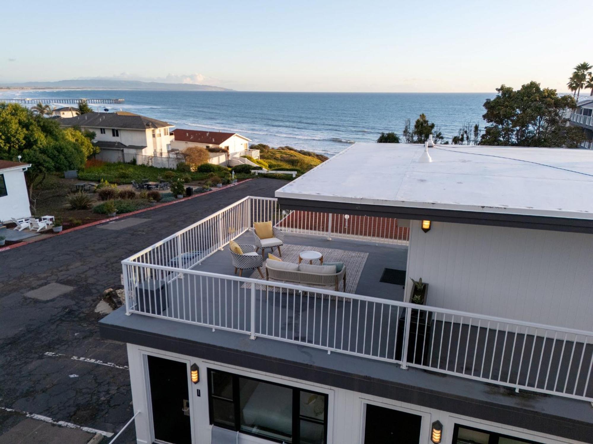 Tides Oceanview Inn And Cottages Писмо Бич Экстерьер фото