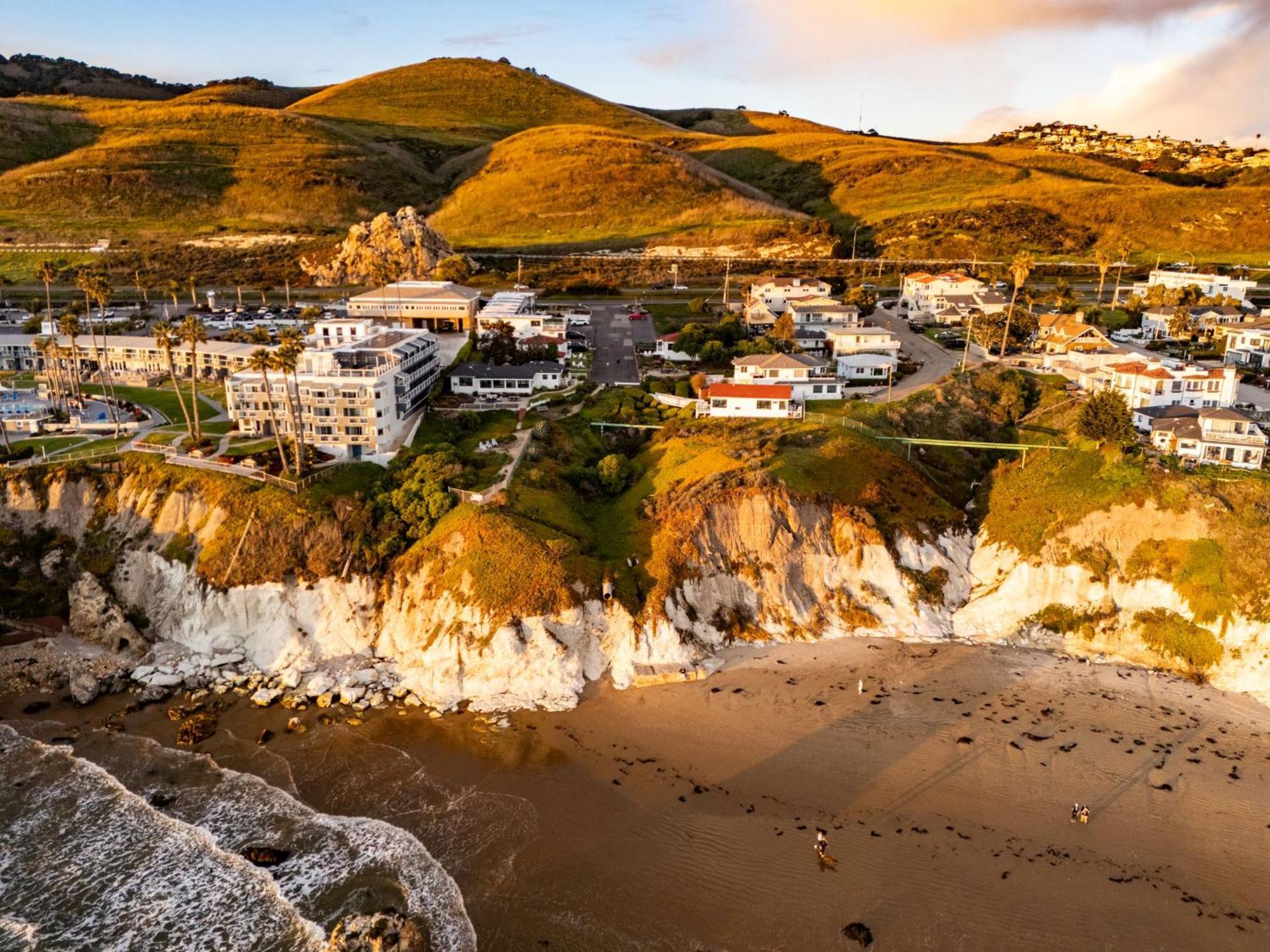 Tides Oceanview Inn And Cottages Писмо Бич Экстерьер фото