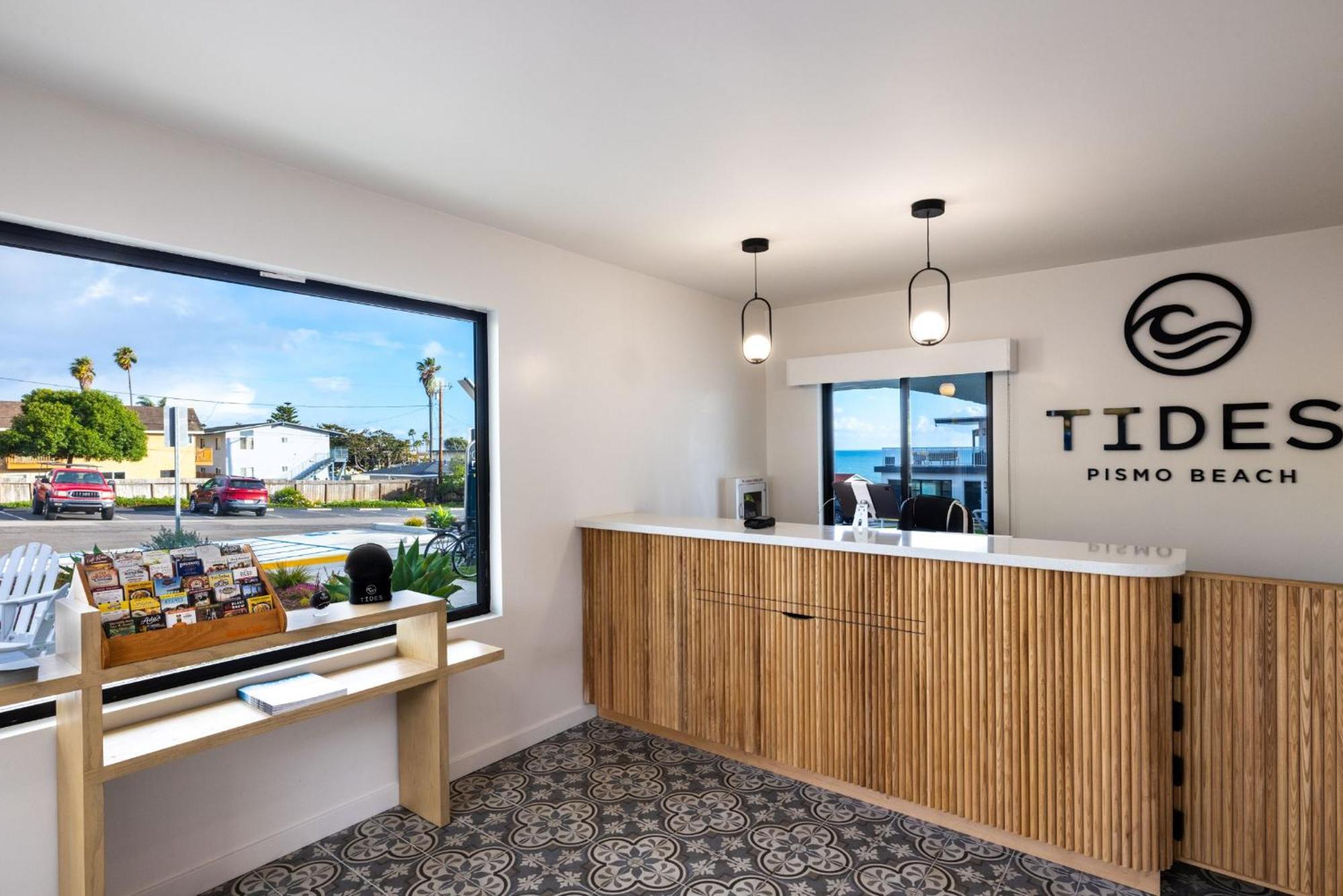 Tides Oceanview Inn And Cottages Писмо Бич Экстерьер фото